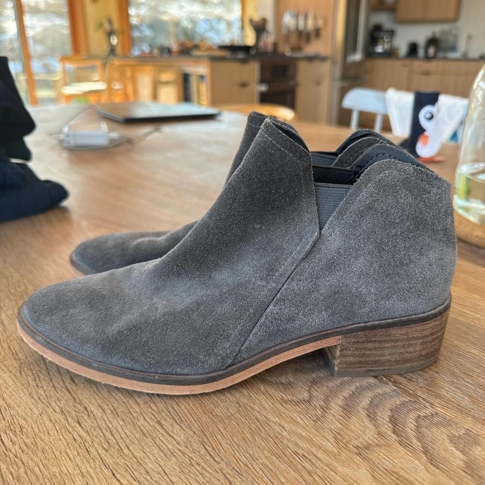 Dolce Vita Women's Grey and Brown Boots